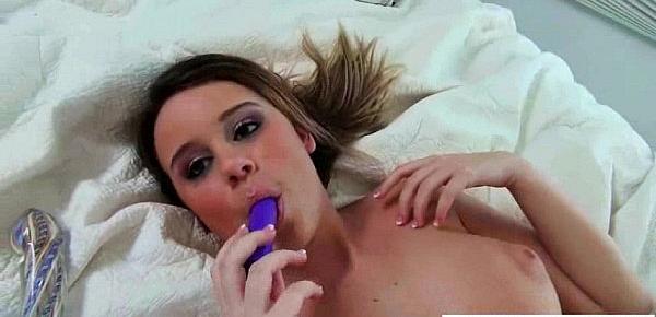  Crazy Girl To Get Orgasm Insert All Kind Of Things video-01